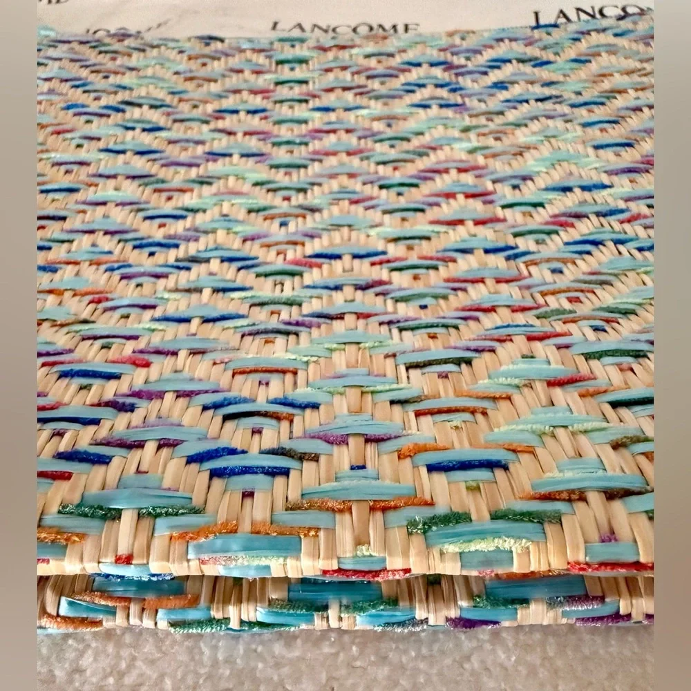 Lancome Vibrant Woven Cosmetic Bag - Picture 6 of 6